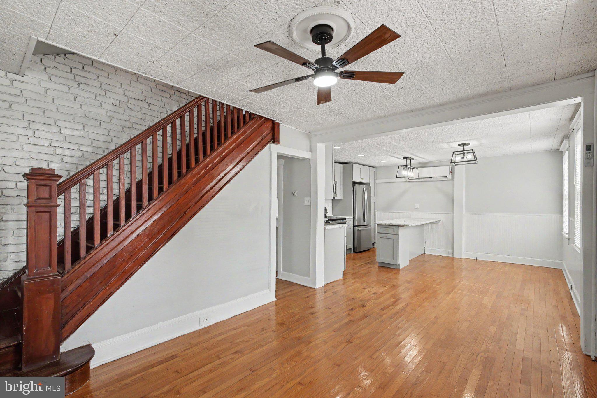 110 N BARBARA STREET