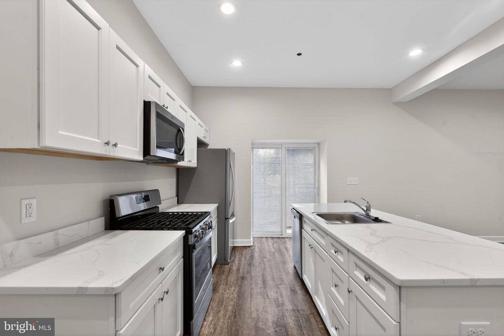 Photo of 980 N Marshall Street #2, PHILADELPHIA, PA 19123 (MLS # PAPH2593244)