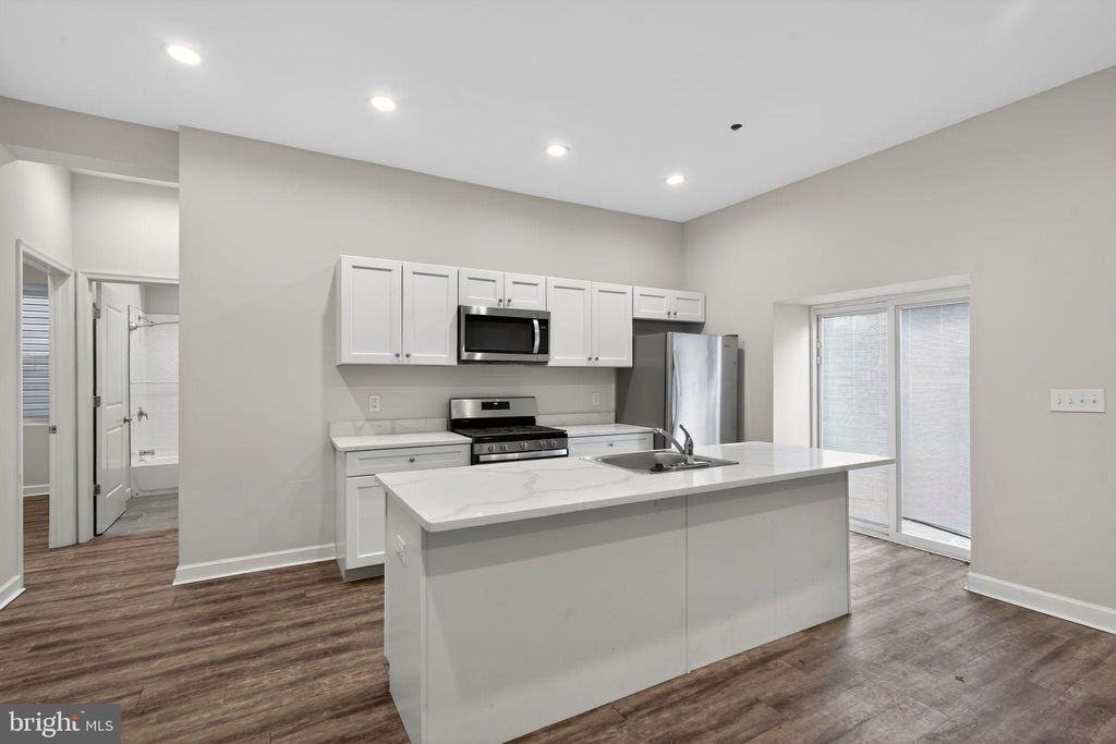 Photo of 980 N Marshall Street #2, PHILADELPHIA, PA 19123 (MLS # PAPH2593244)