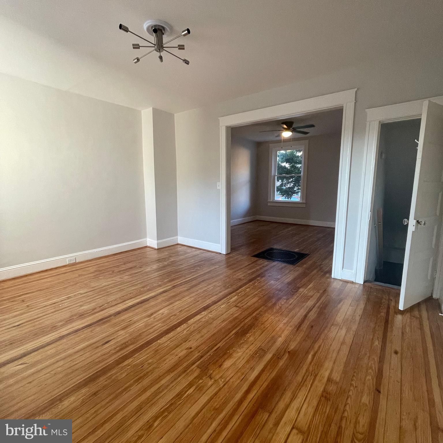 WAVERLY - Residential Lease