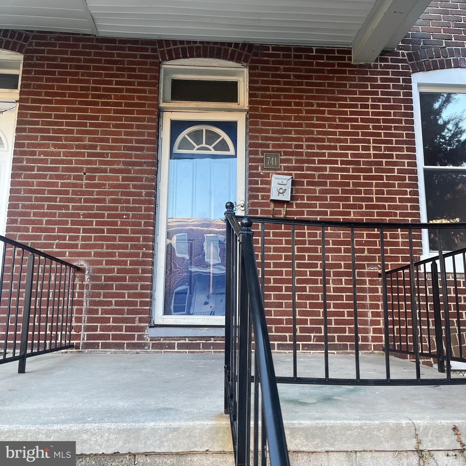 WAVERLY - Residential Lease