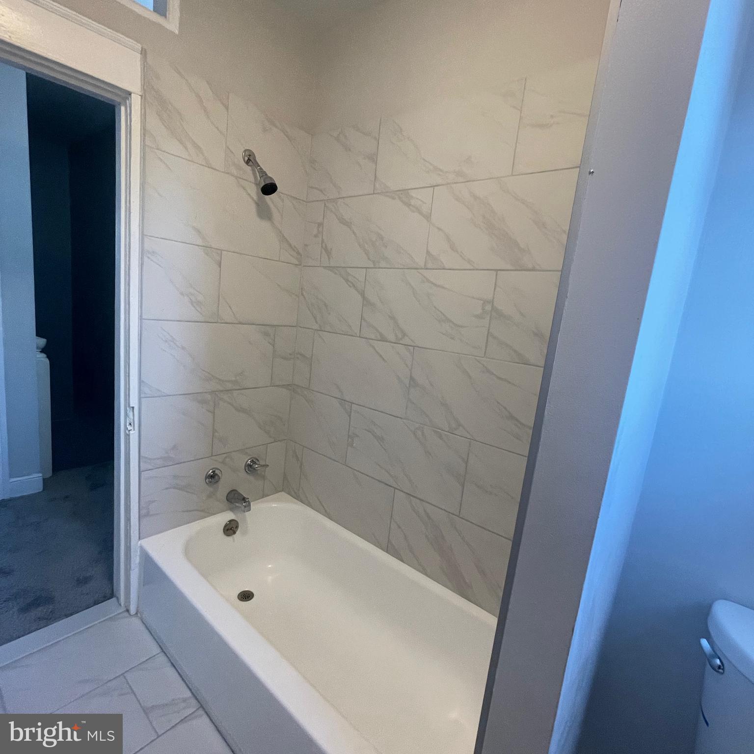 WAVERLY - Residential Lease