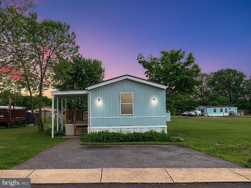 CEDAR MANOR MHP - Residential