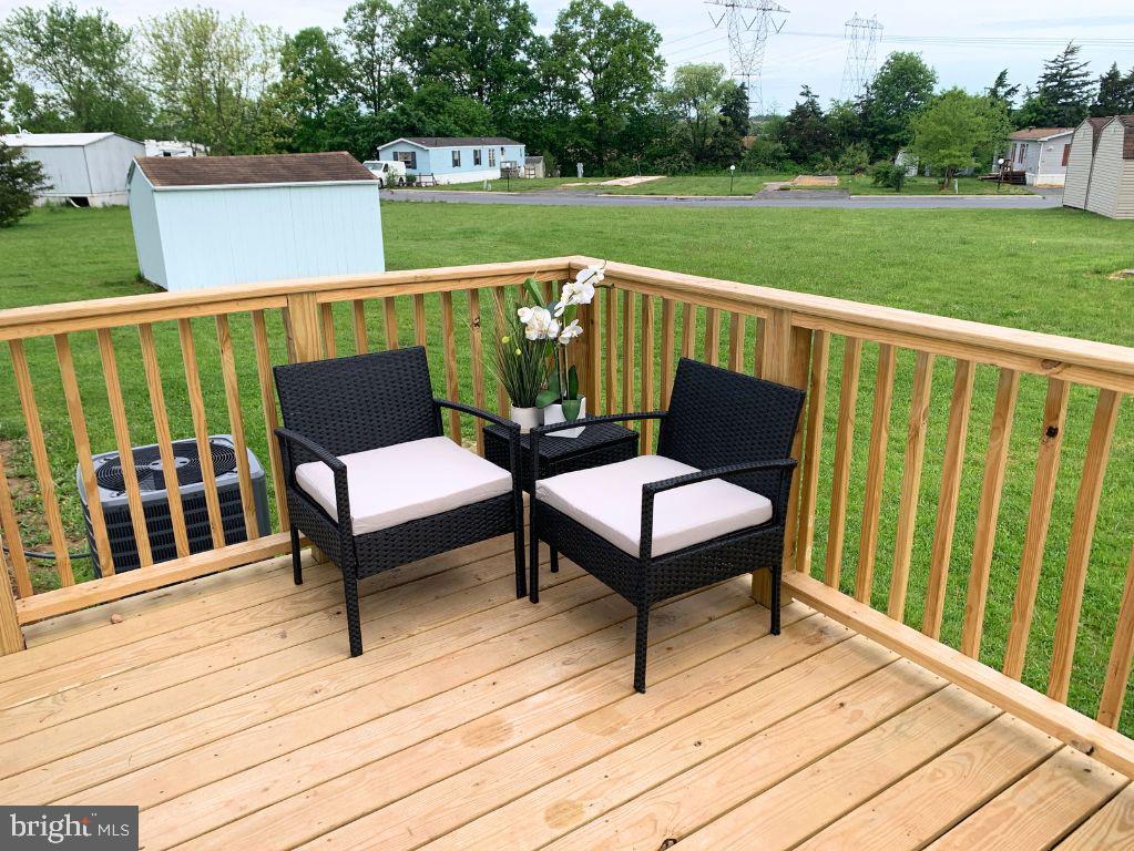 CEDAR MANOR MHP - Residential