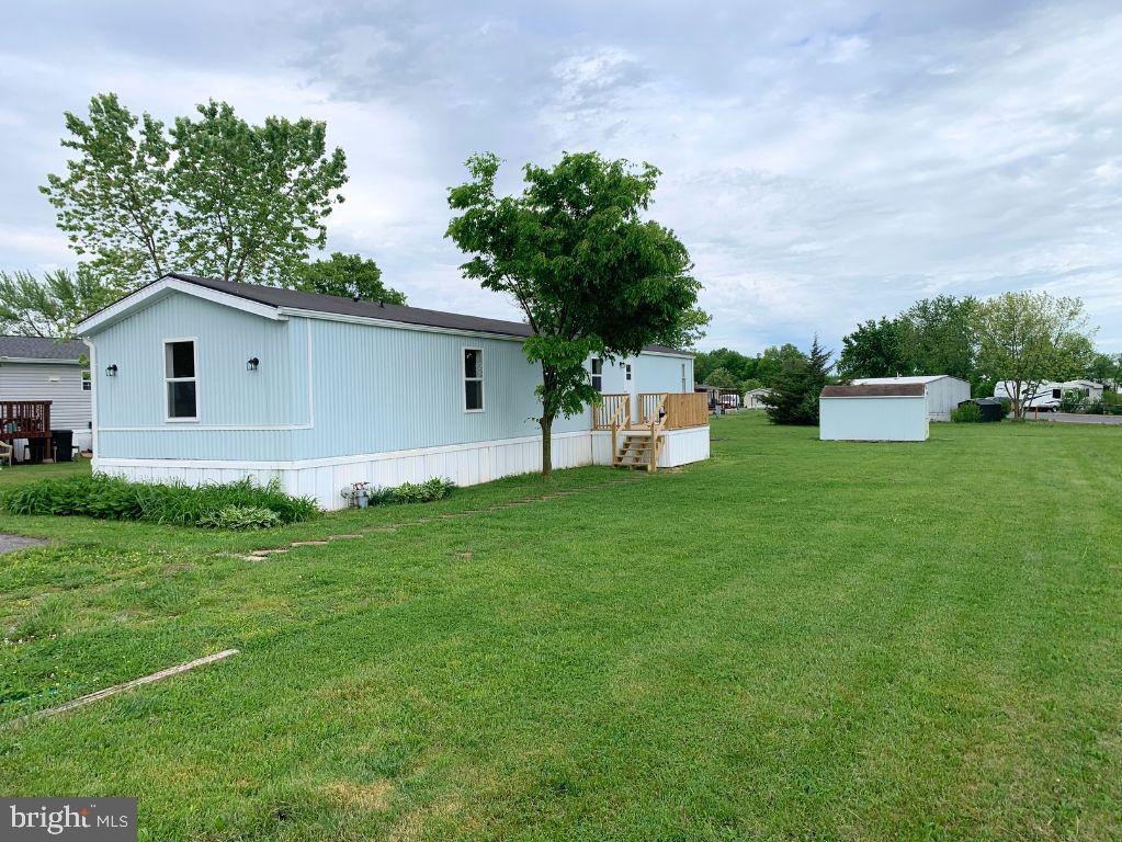 CEDAR MANOR MHP - Residential