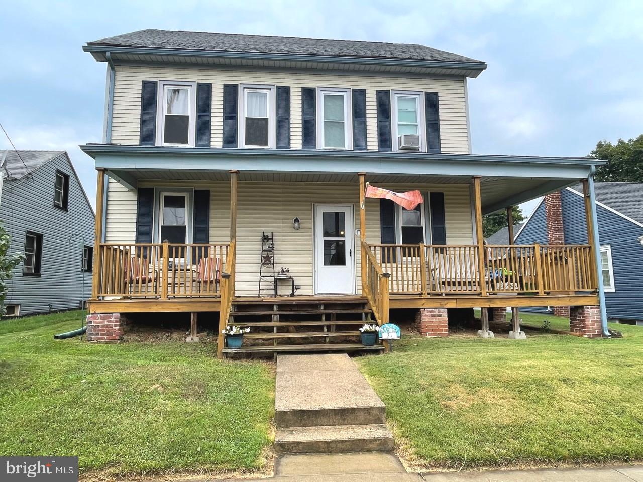 WINDSOR - Residential