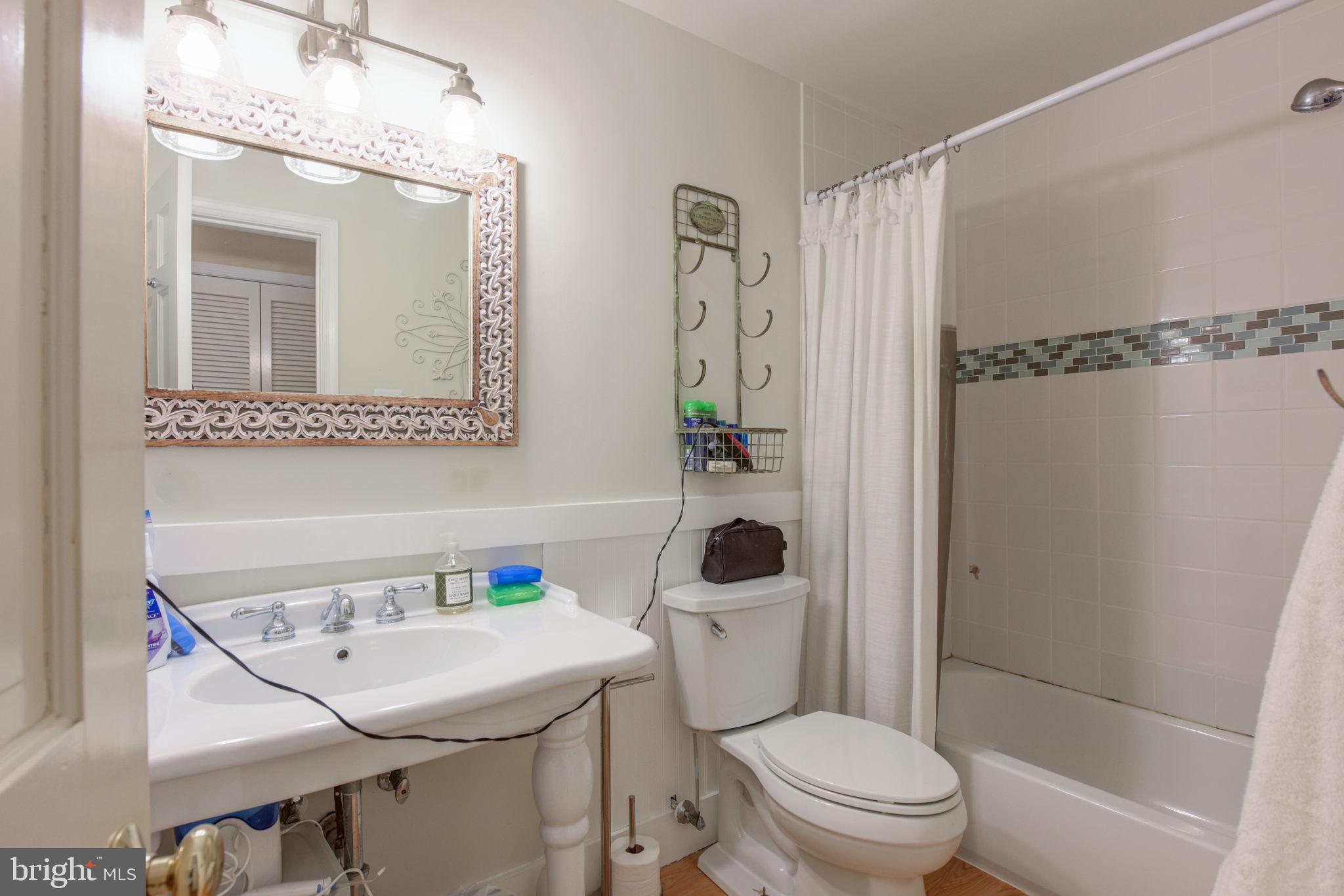 PARKVIEW HILLS - Residential