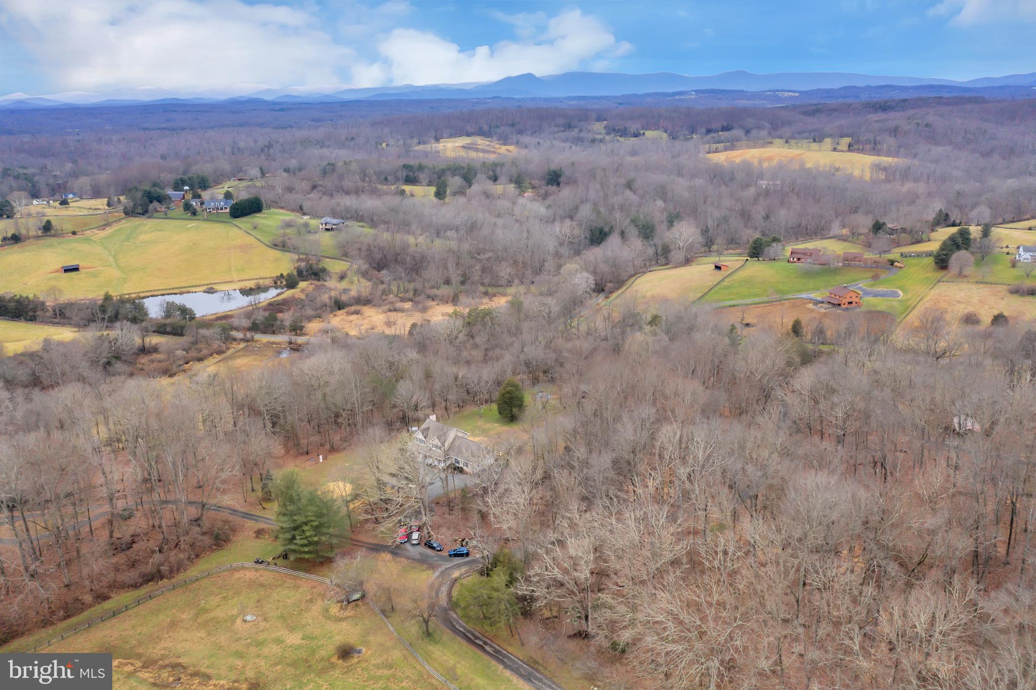 BELLEVUE FARMS - Residential