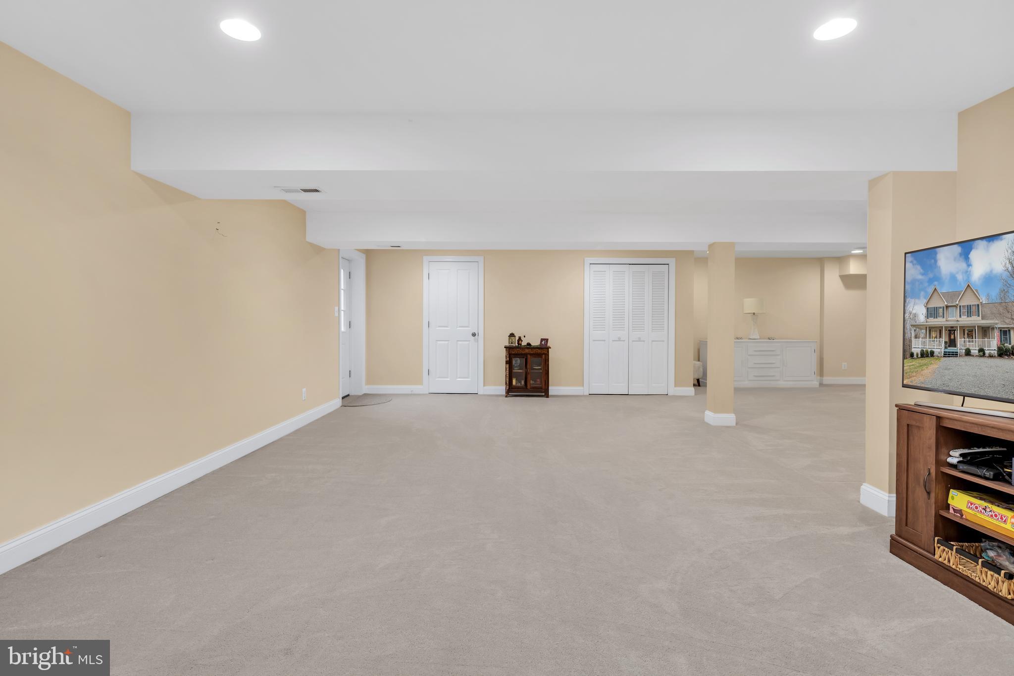 BELLEVUE FARMS - Residential