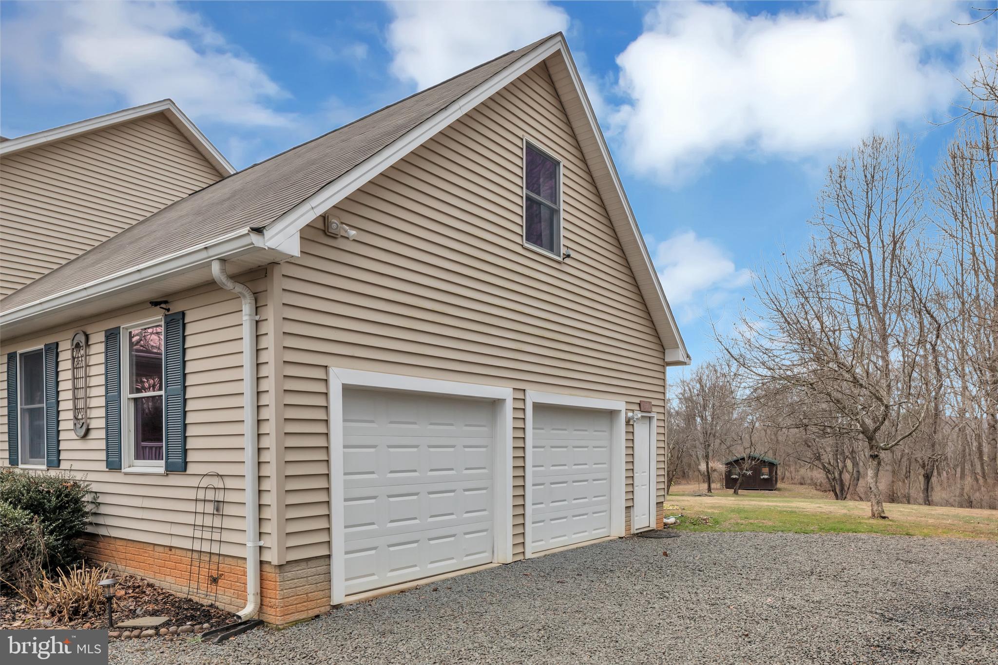 BELLEVUE FARMS - Residential