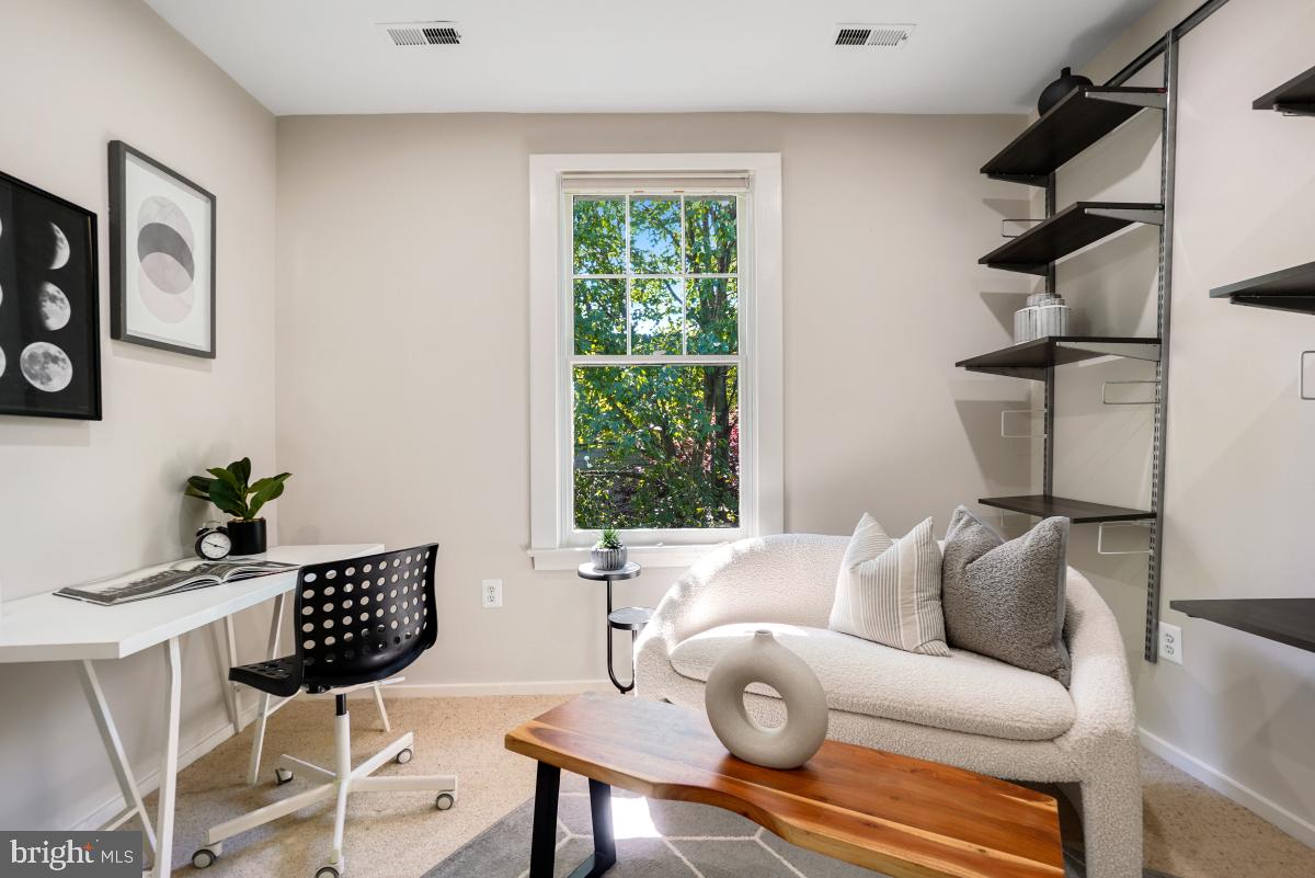 TAKOMA PARK - Residential