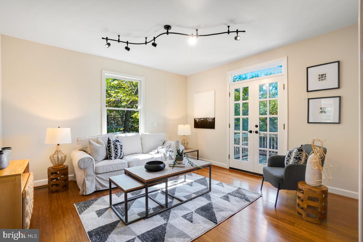 TAKOMA PARK - Residential