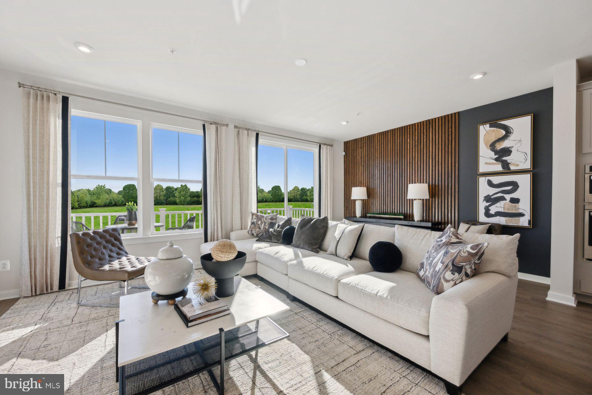 POTOMAC SHORES - Residential