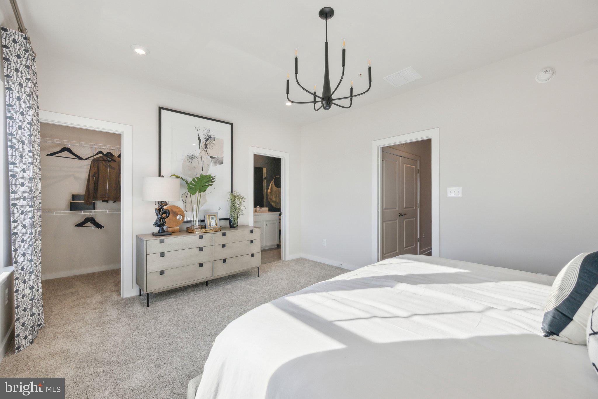 POTOMAC SHORES - Residential