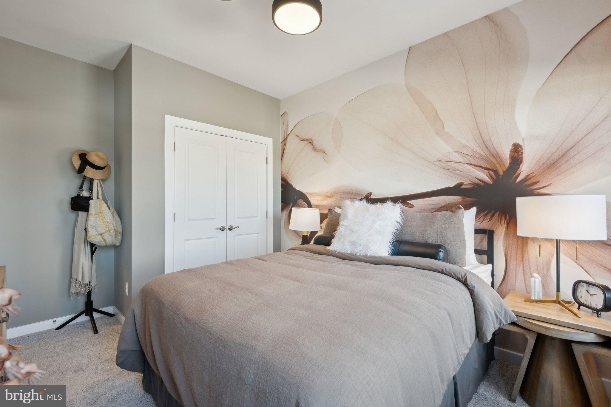 POTOMAC SHORES - Residential