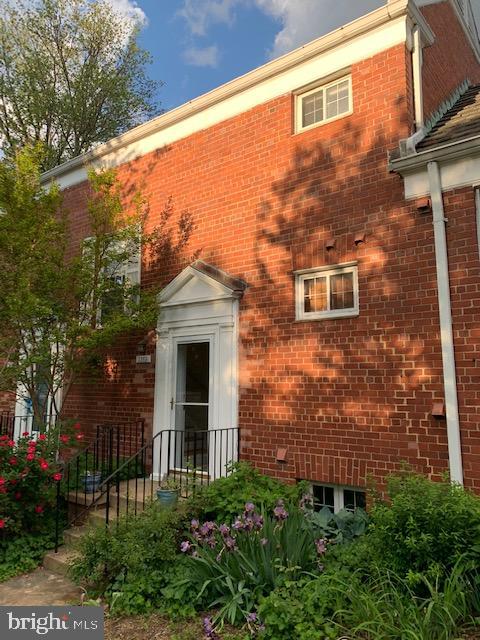 PARK  FAIRFAX - Residential Lease