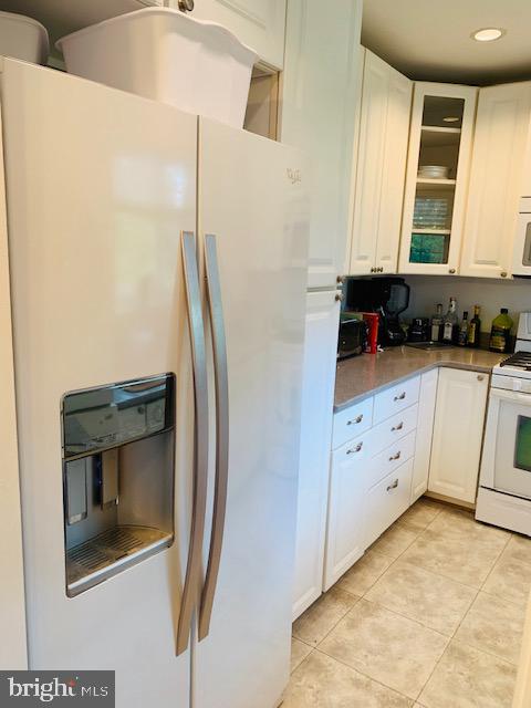 PARK  FAIRFAX - Residential Lease