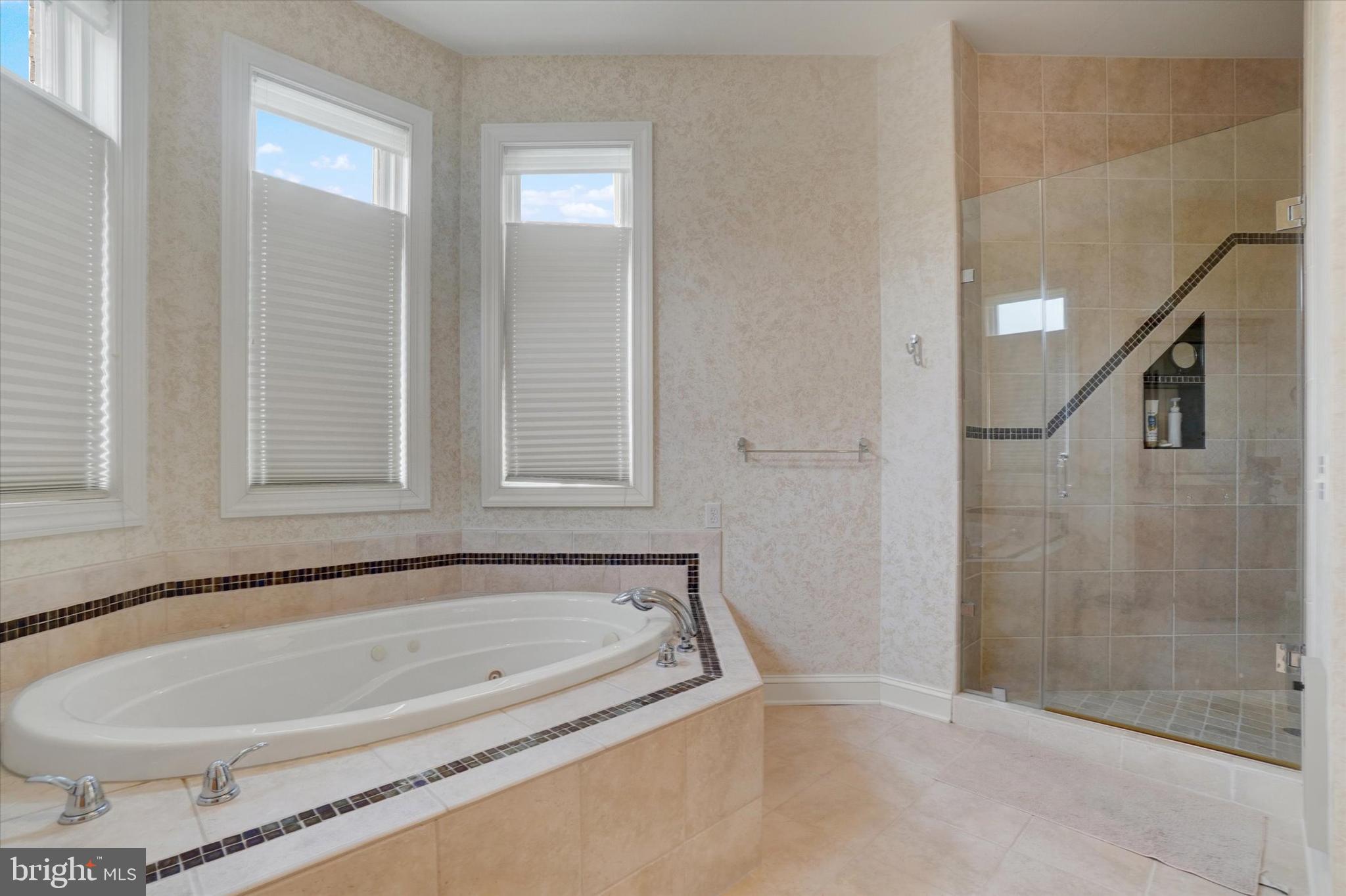 DEER CHASE - Residential