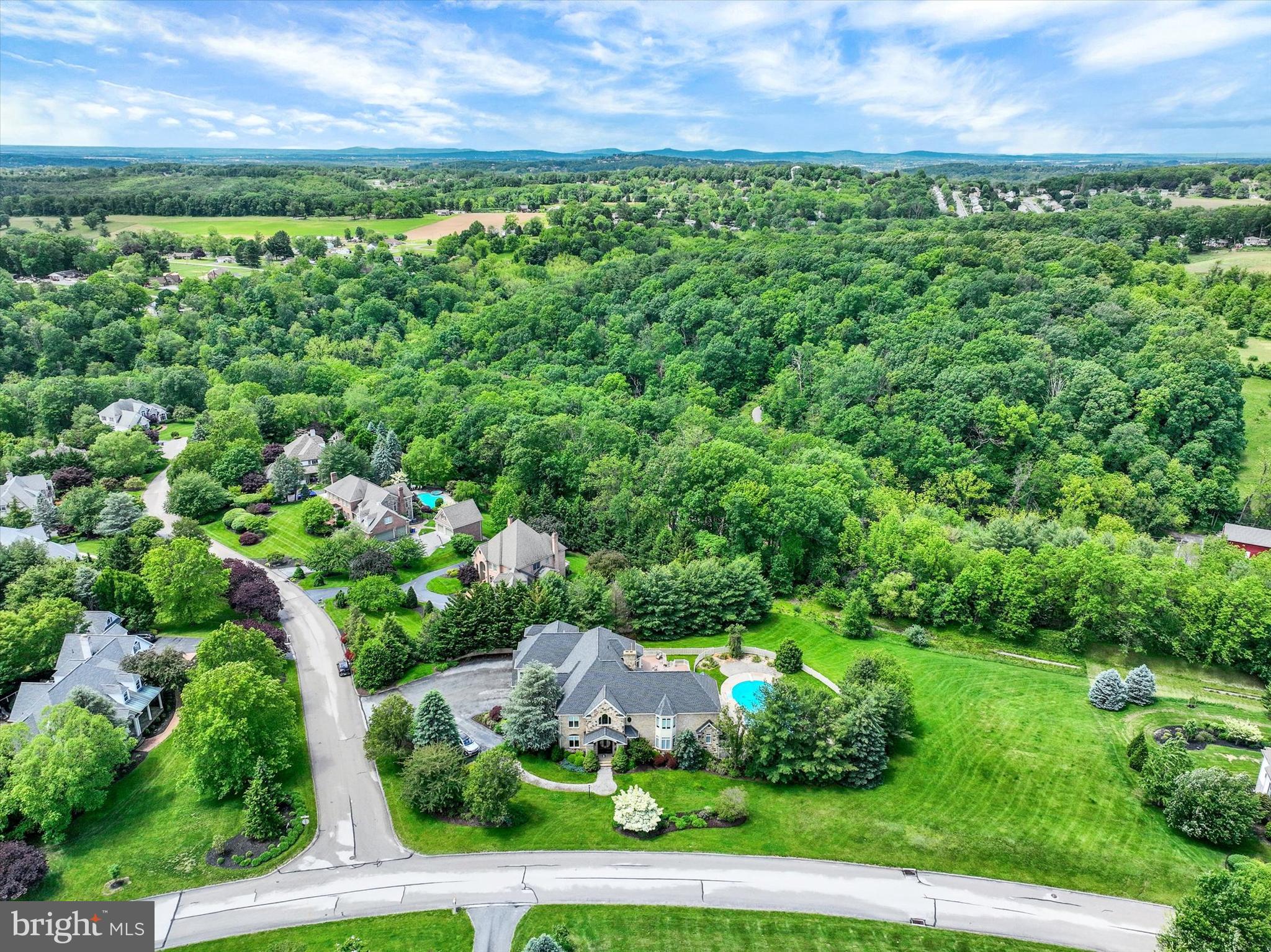 DEER CHASE - Residential