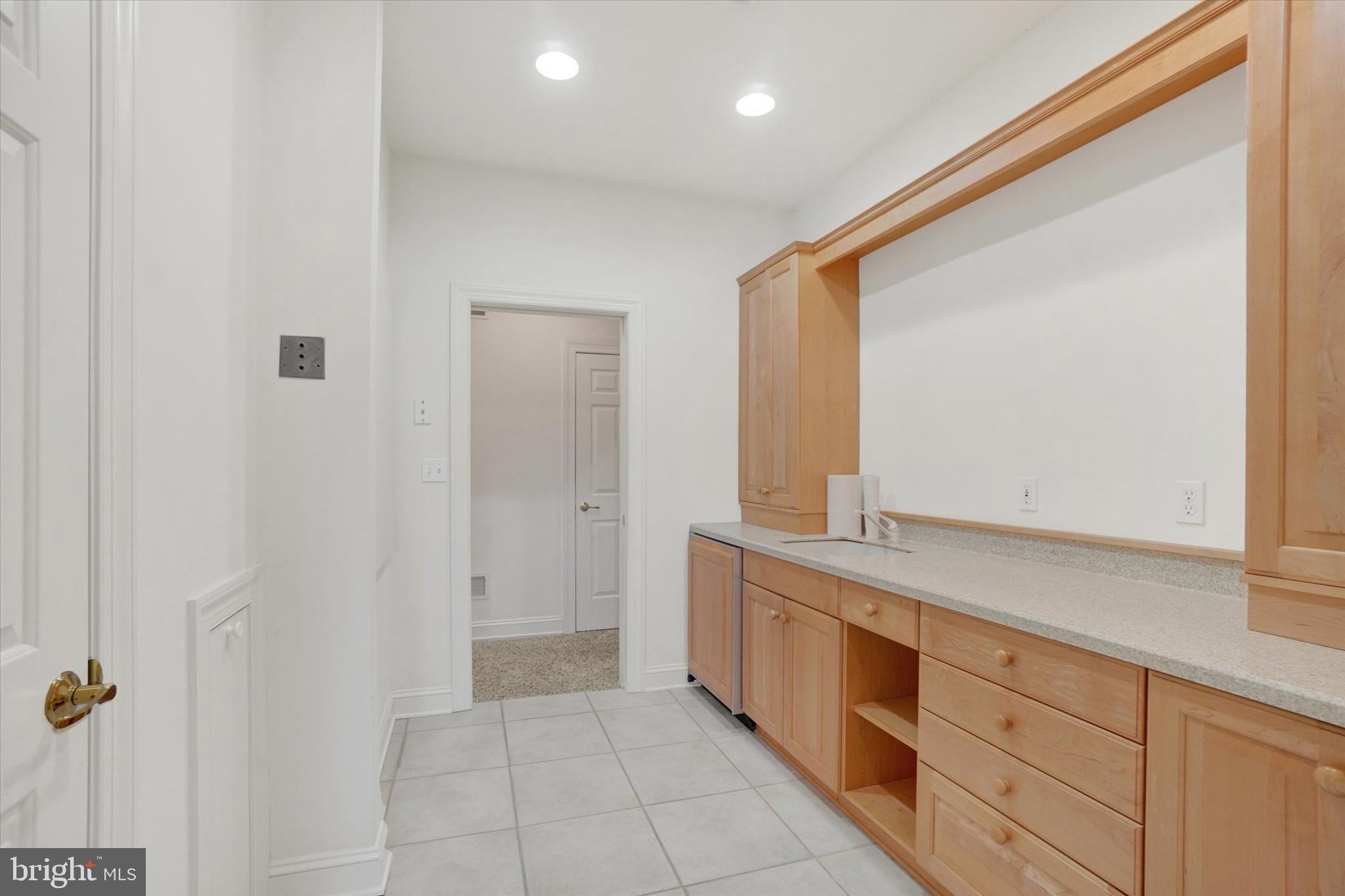 DEER CHASE - Residential