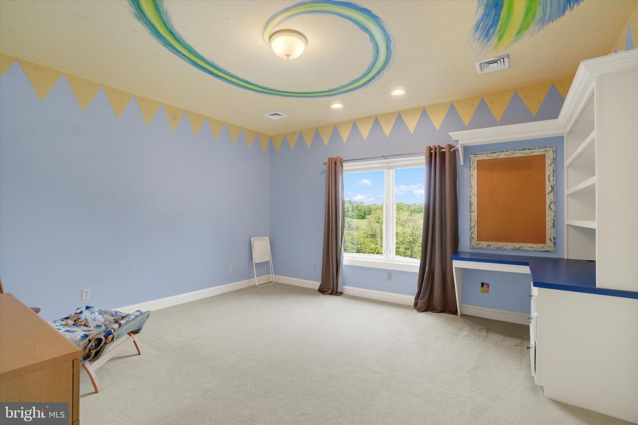 DEER CHASE - Residential