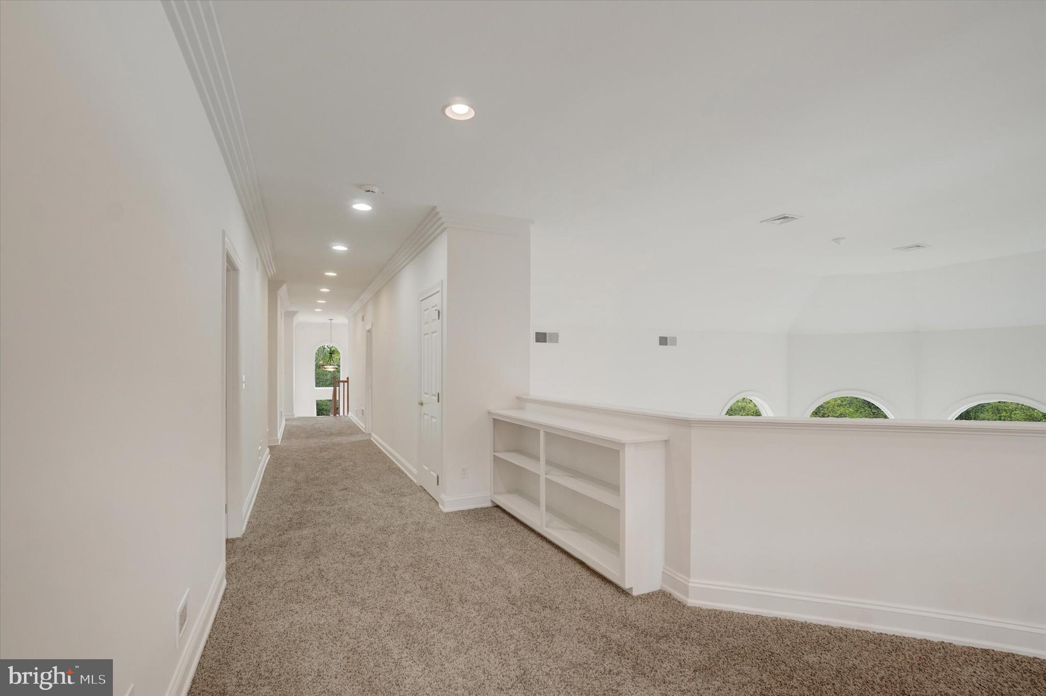 DEER CHASE - Residential