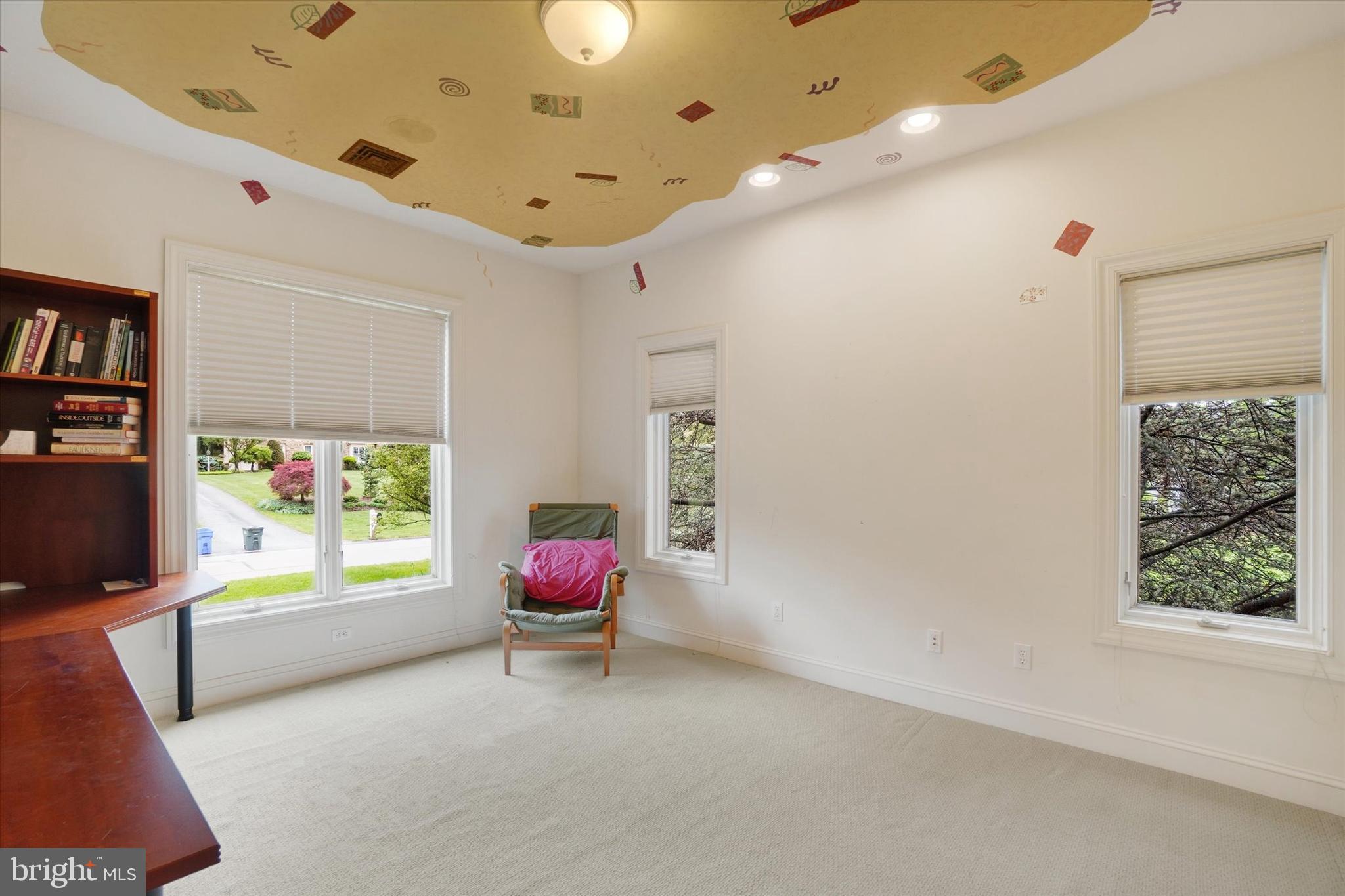 DEER CHASE - Residential