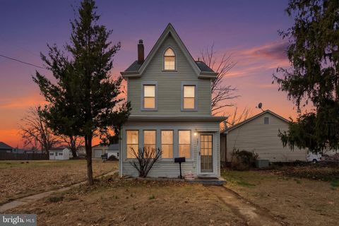 605 BROAD STREET BEVERLY NJ 08010