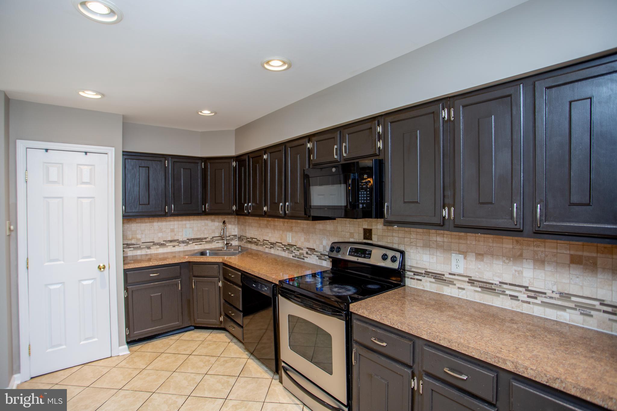 SANDY RIDGE ACRES - Residential