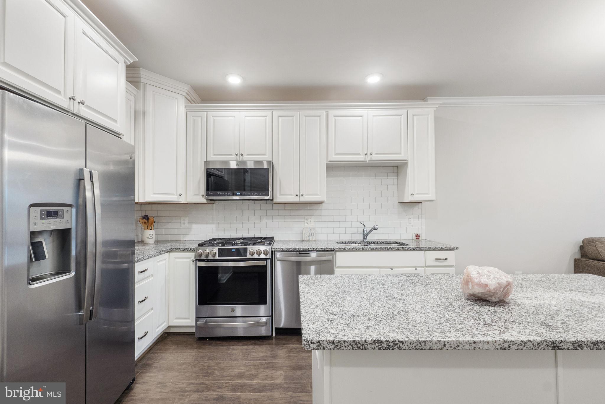 RIDGES AT LOUDOUN VALLEY - Residential