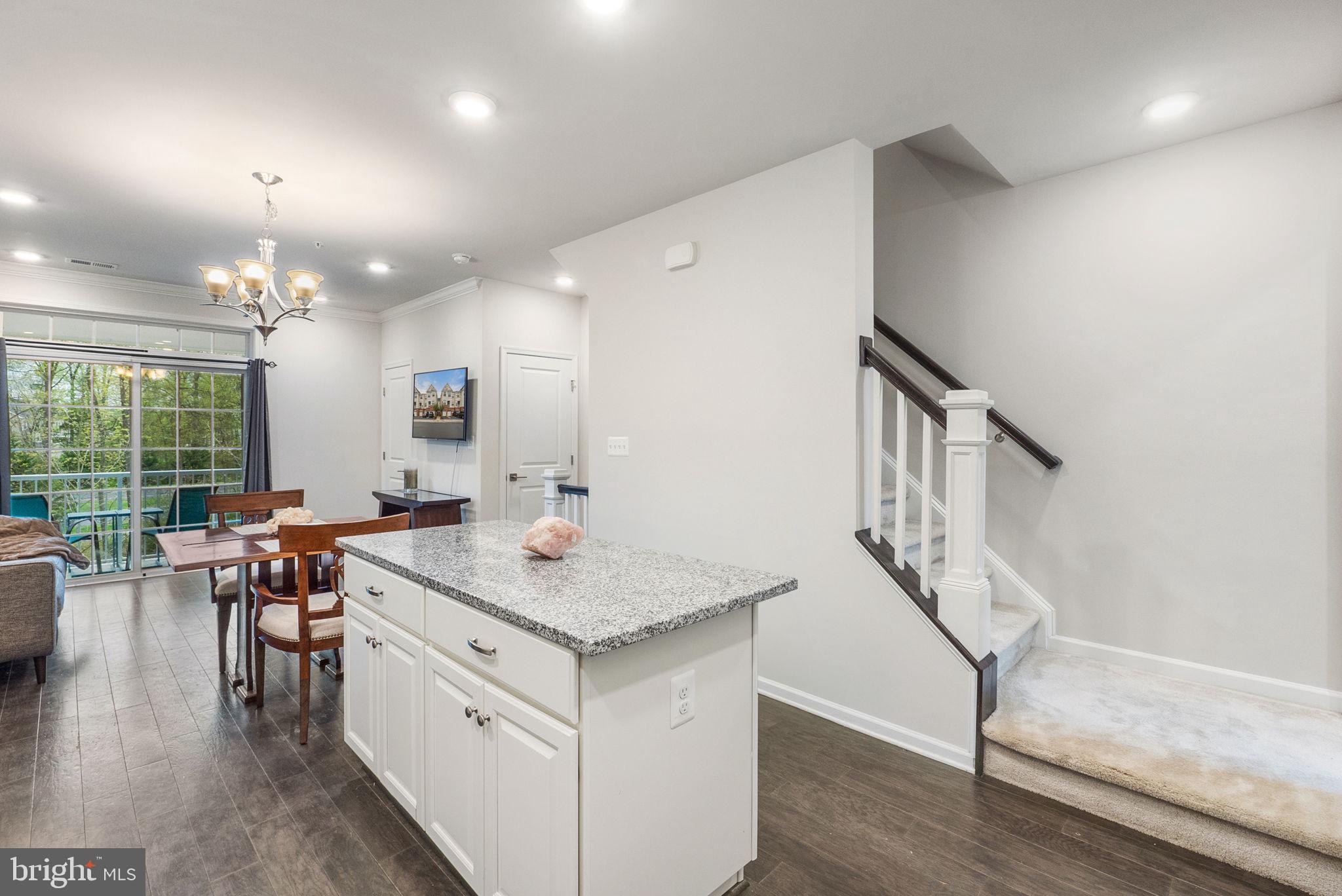 RIDGES AT LOUDOUN VALLEY - Residential