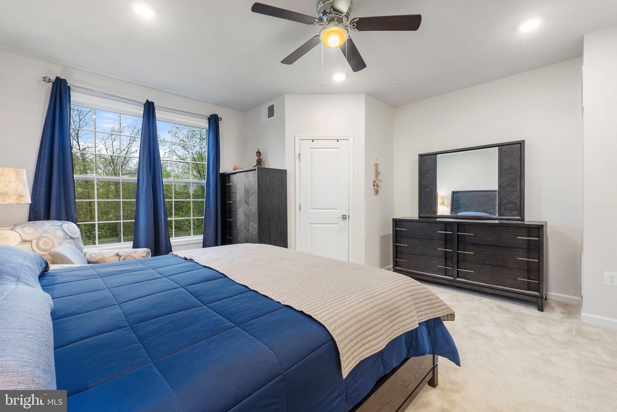 RIDGES AT LOUDOUN VALLEY - Residential