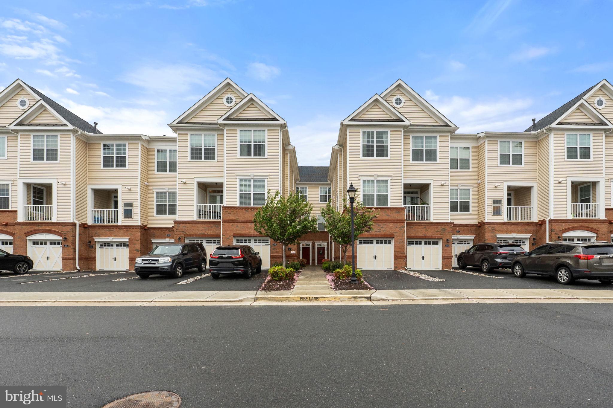RIDGES AT LOUDOUN VALLEY - Residential