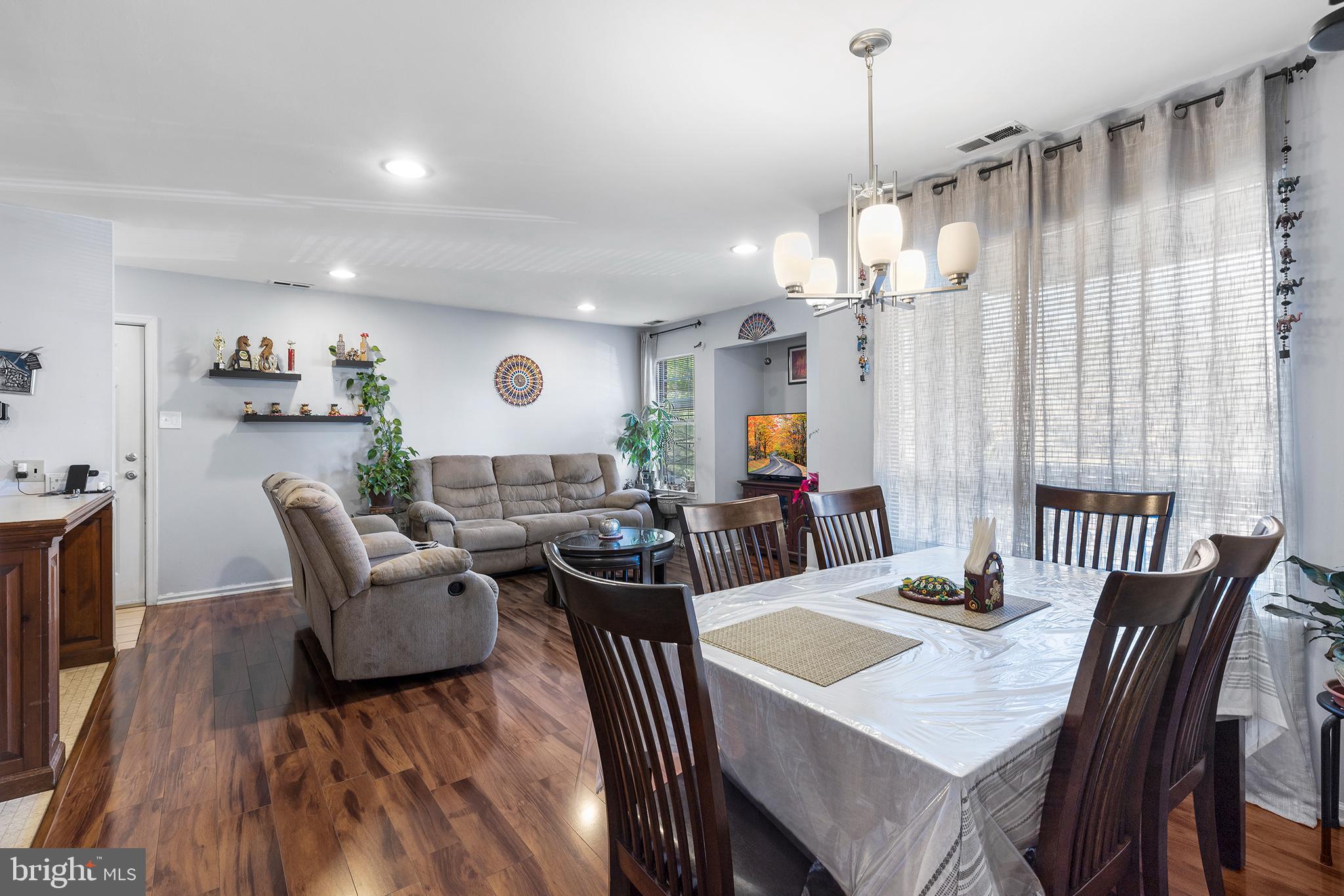 1102 DIAMOND DRIVE