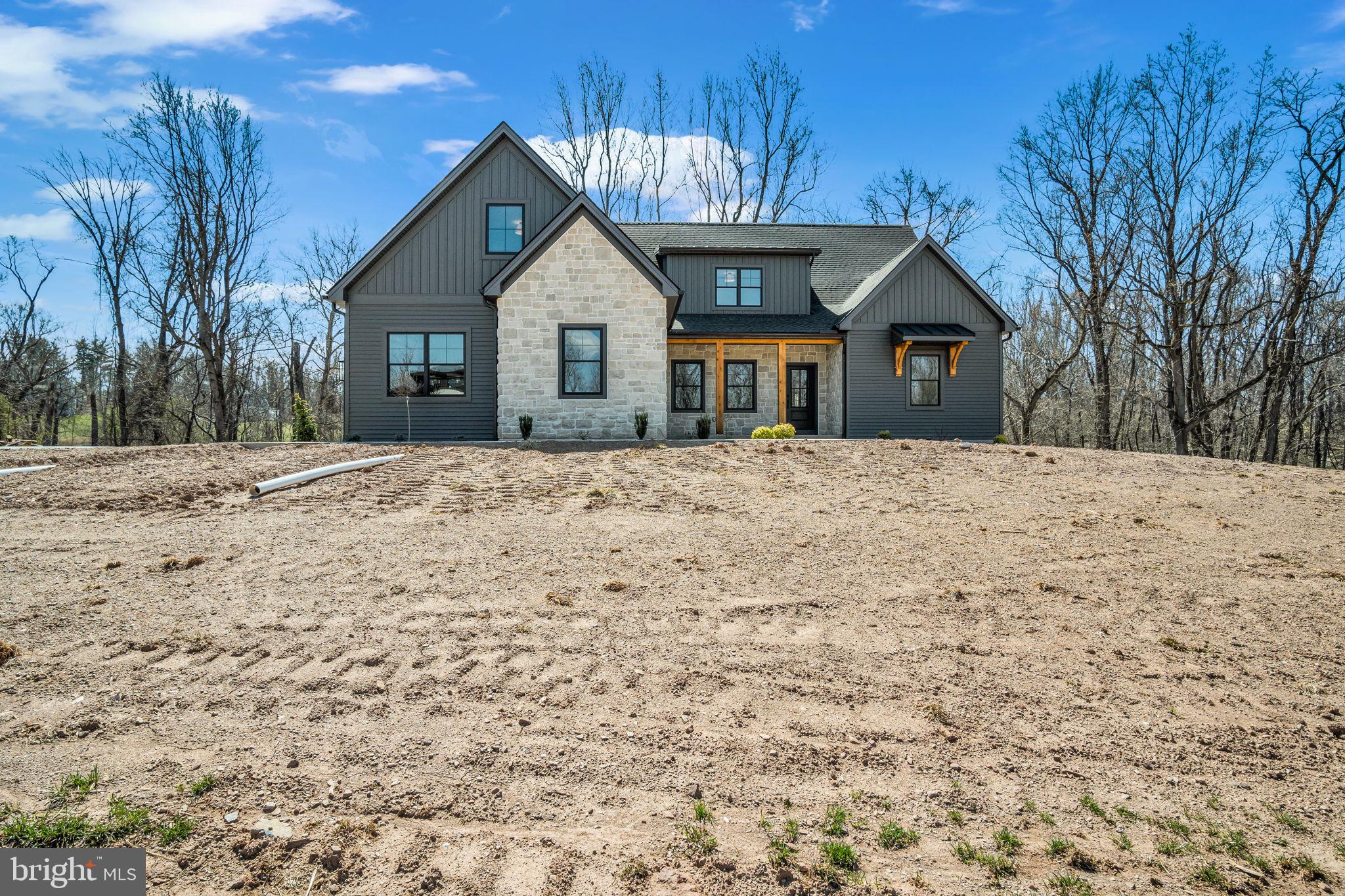 413 WILLOW OAK DRIVE