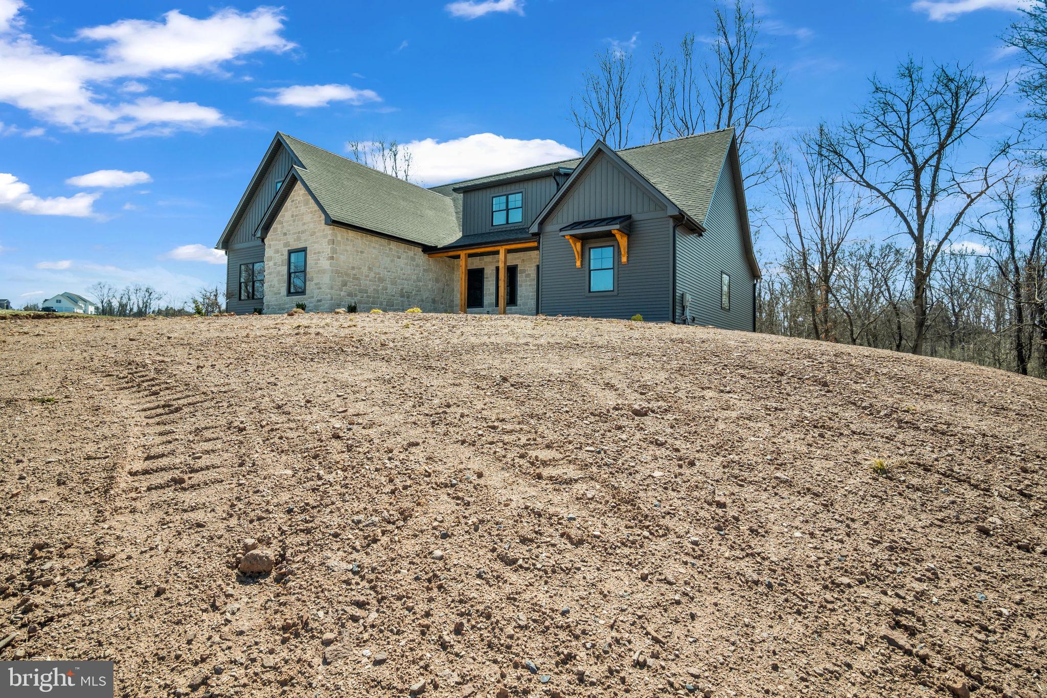 413 WILLOW OAK DRIVE