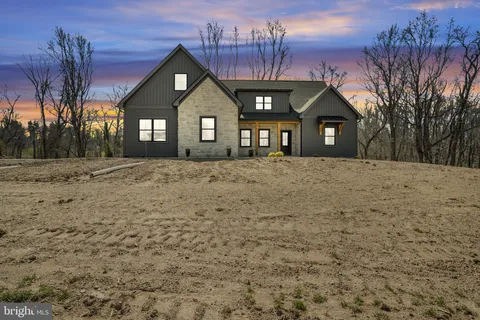413 Willow Oak Drive, Lewisberry, PA MLS: PAYK2078746