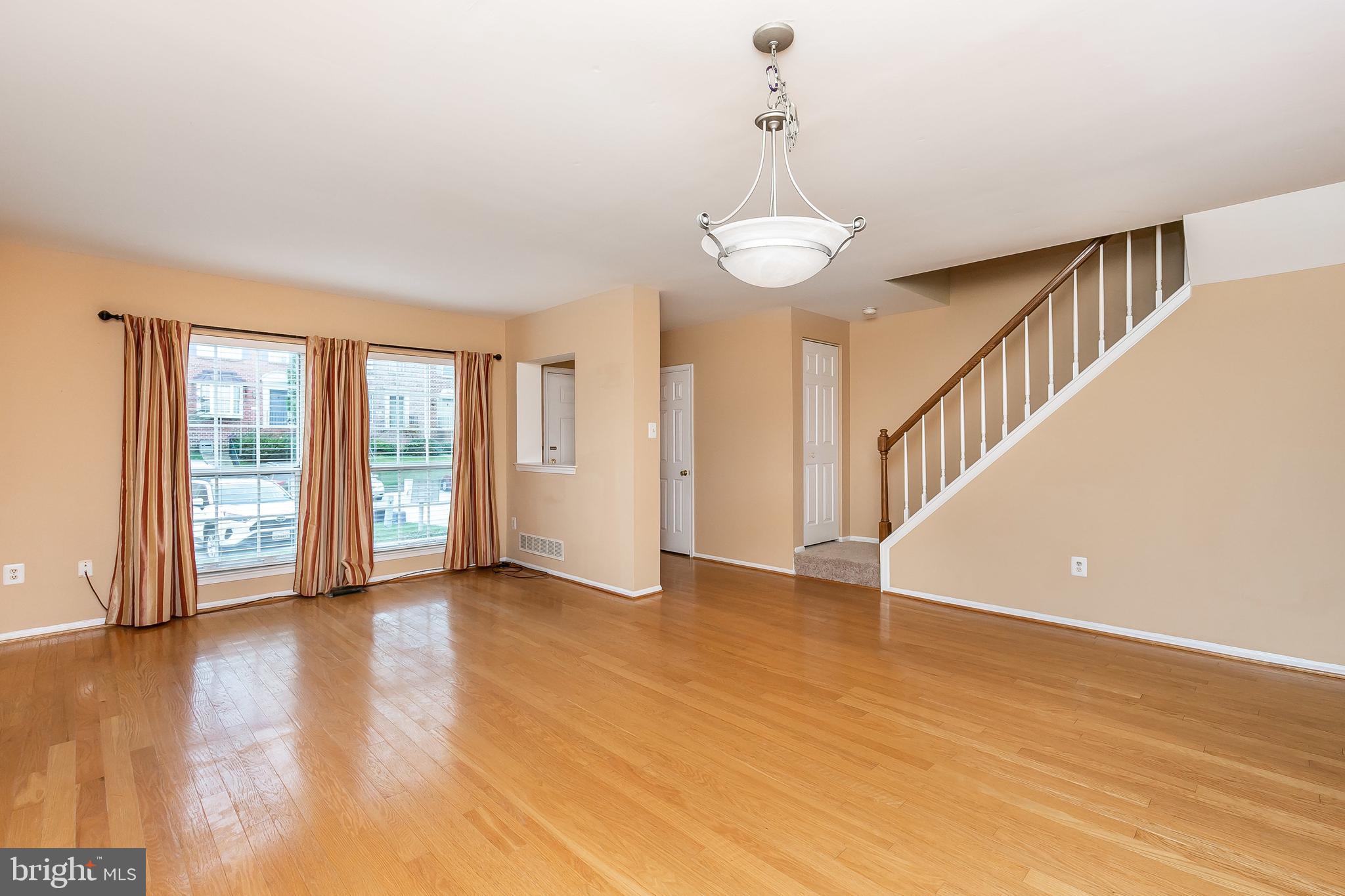 CROMWELL STATION - Residential