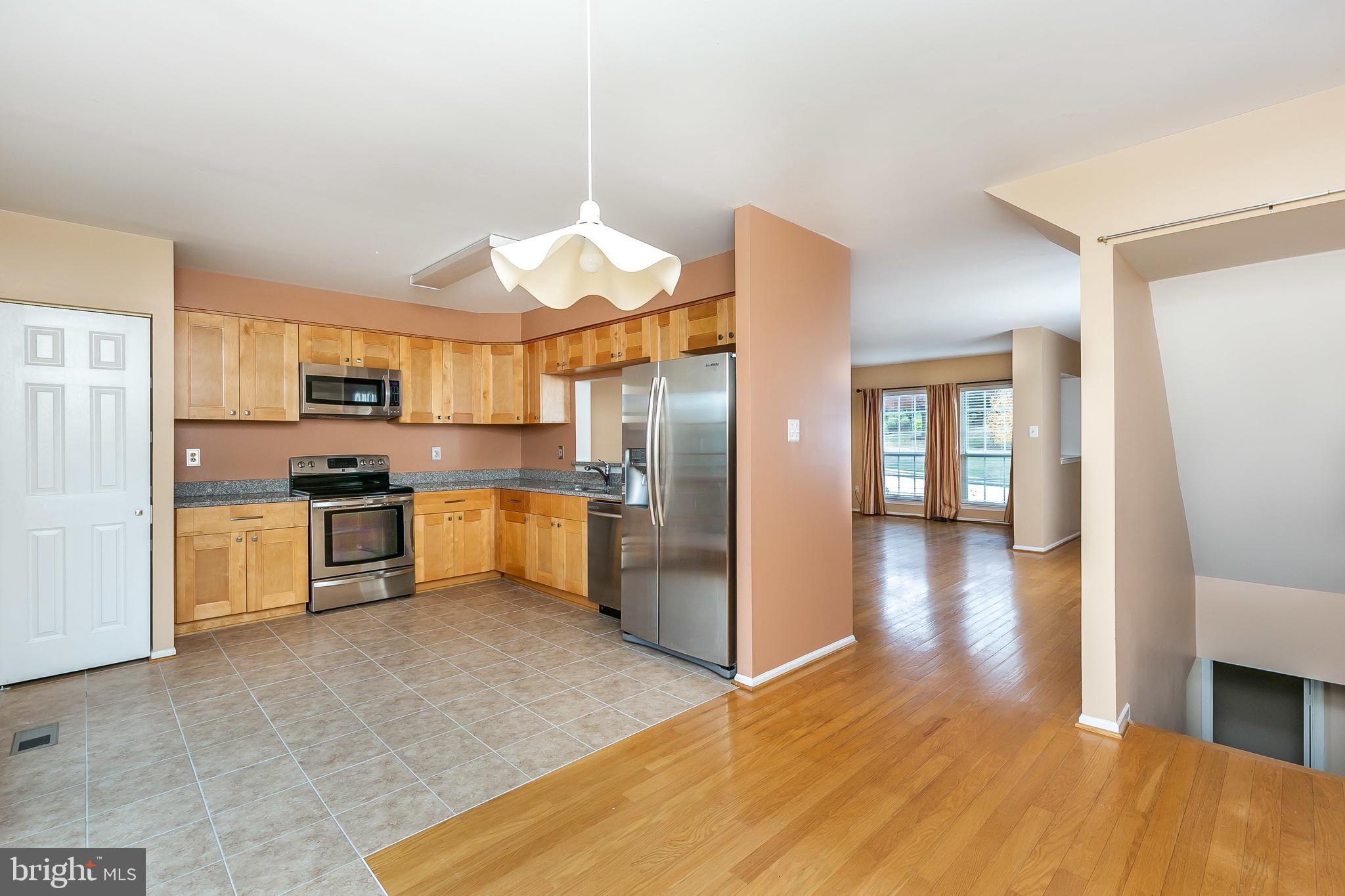 CROMWELL STATION - Residential