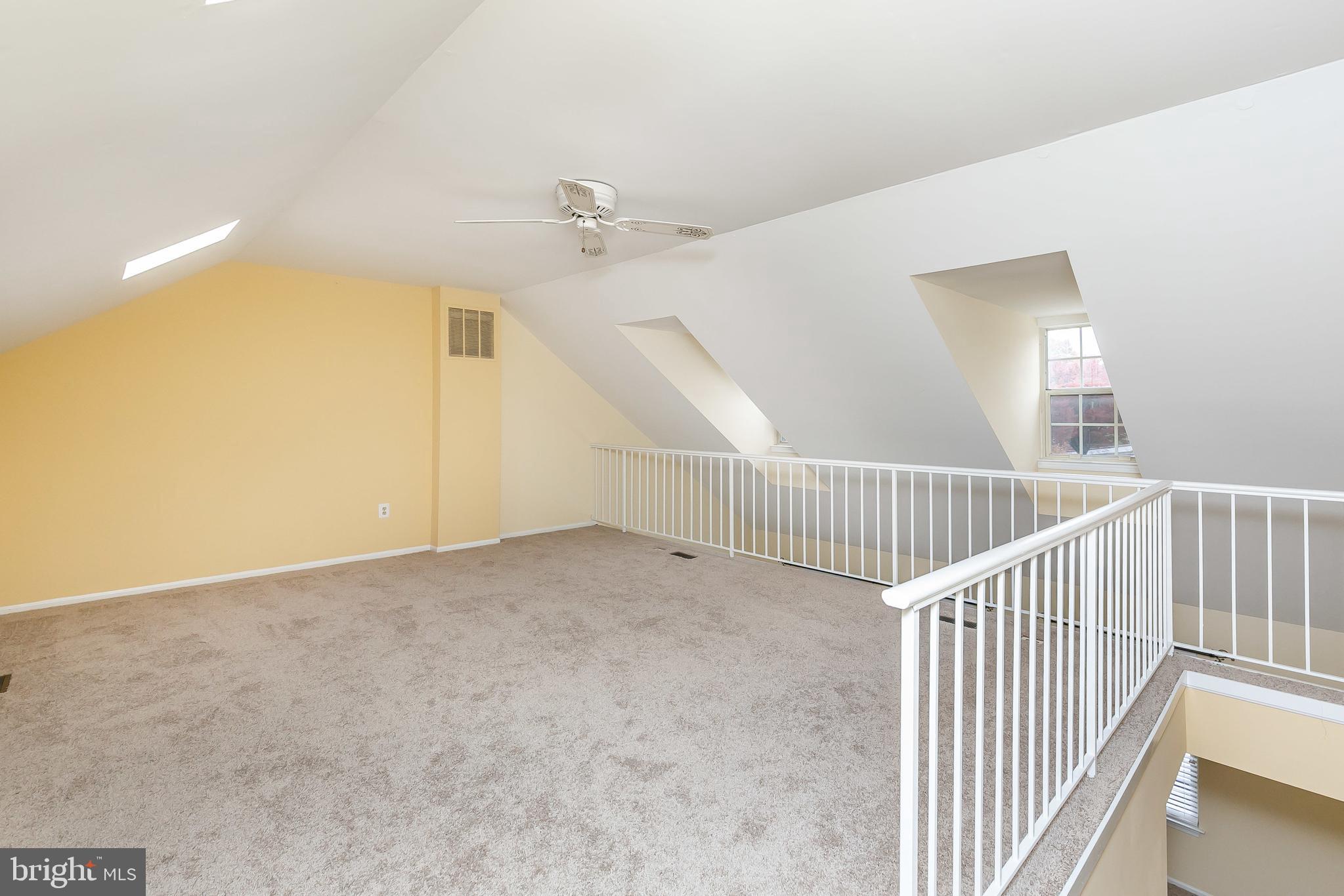 CROMWELL STATION - Residential