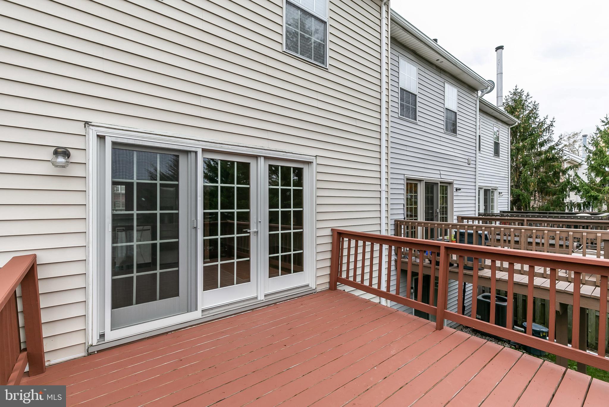 CROMWELL STATION - Residential