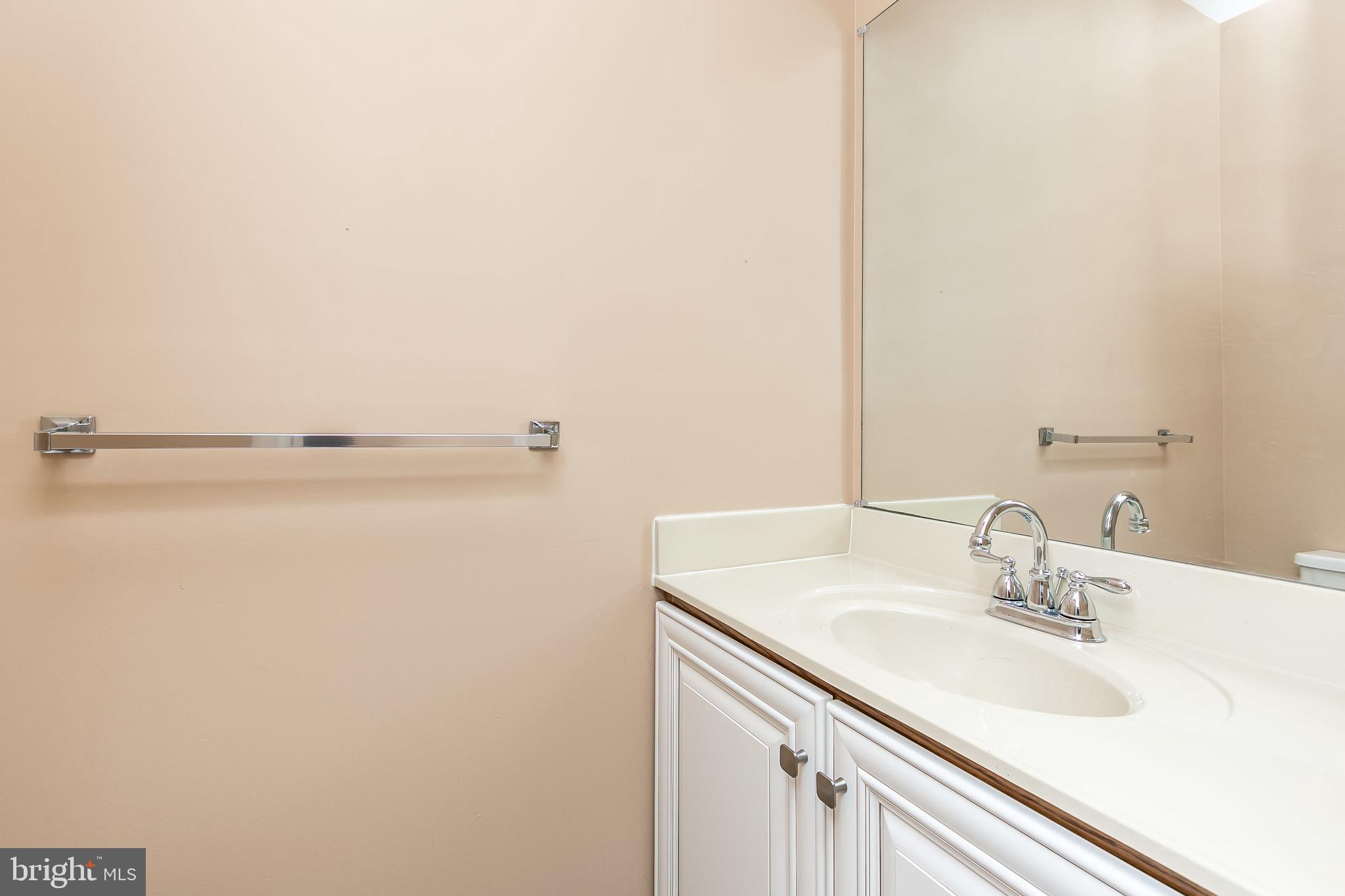 CROMWELL STATION - Residential