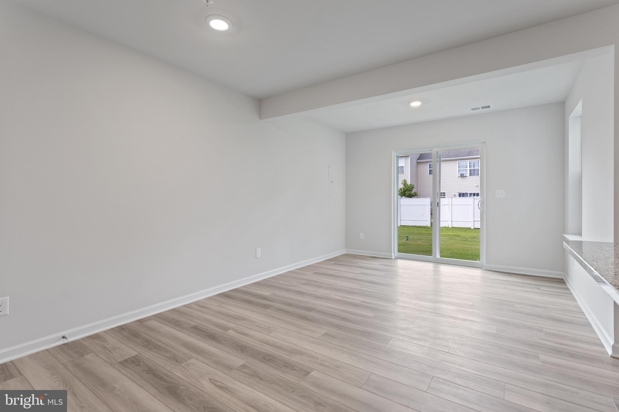 PINTAIL LANDING - Residential