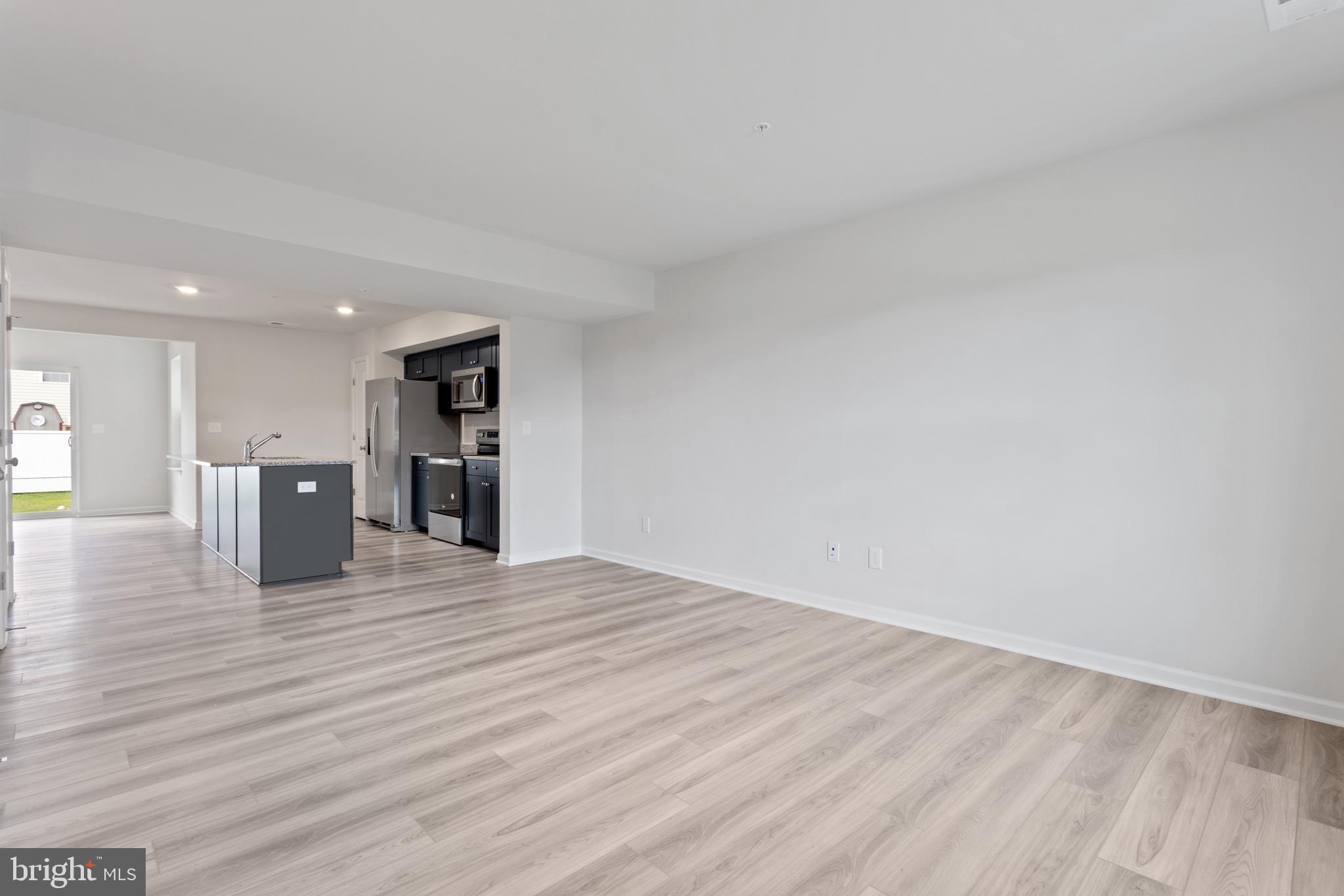 PINTAIL LANDING - Residential