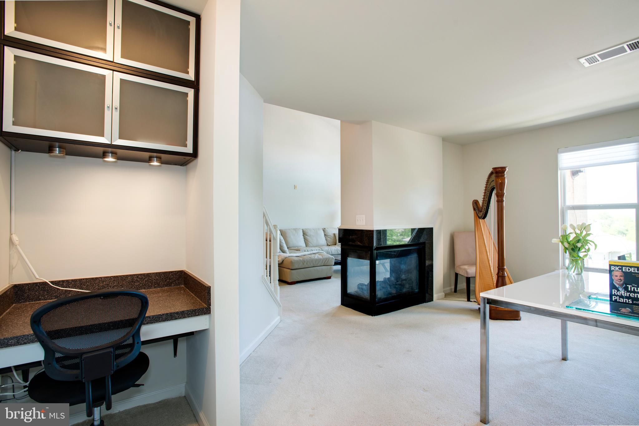 RESTON TOWN CENTER - Residential