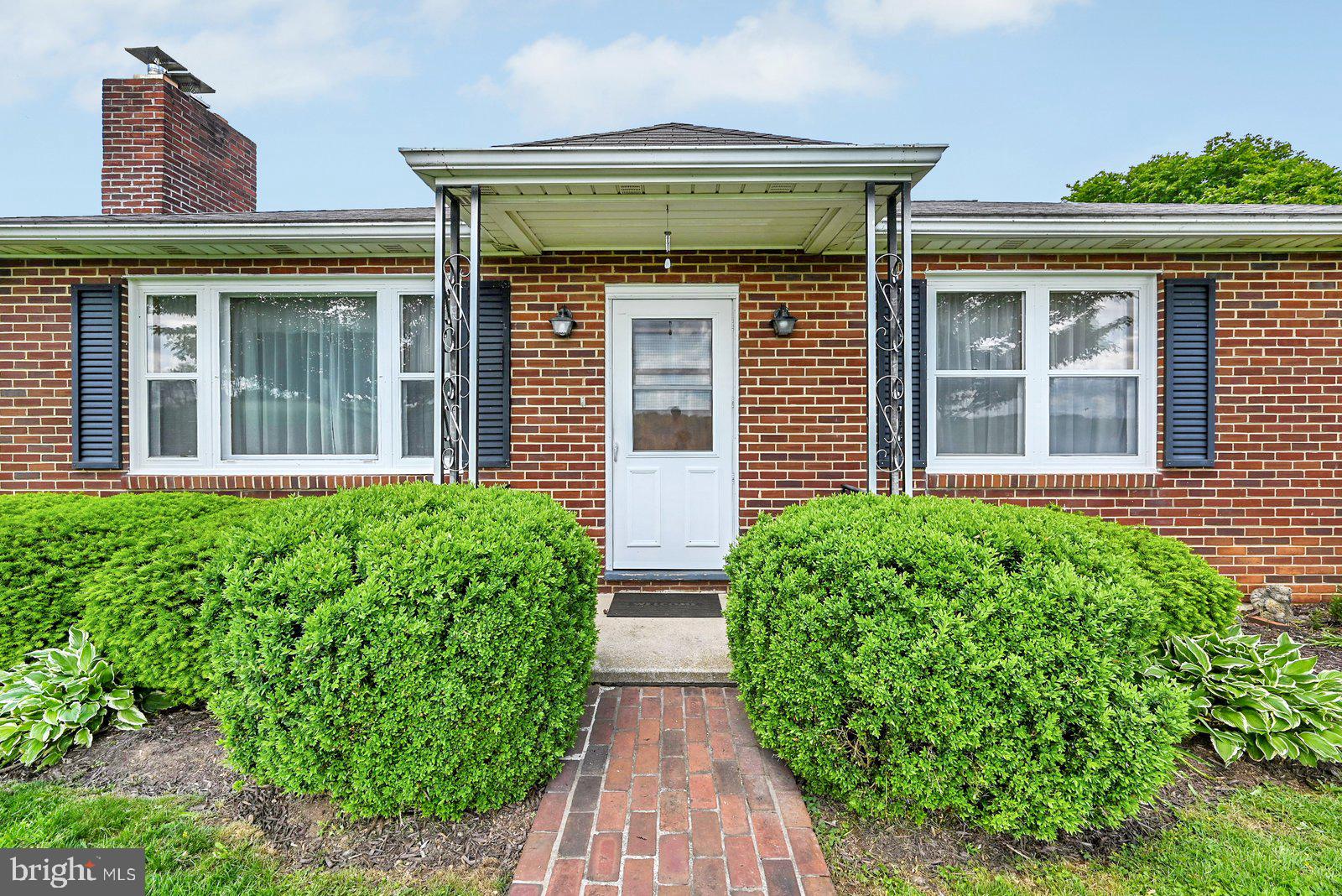 2046 YINGLING DRIVE