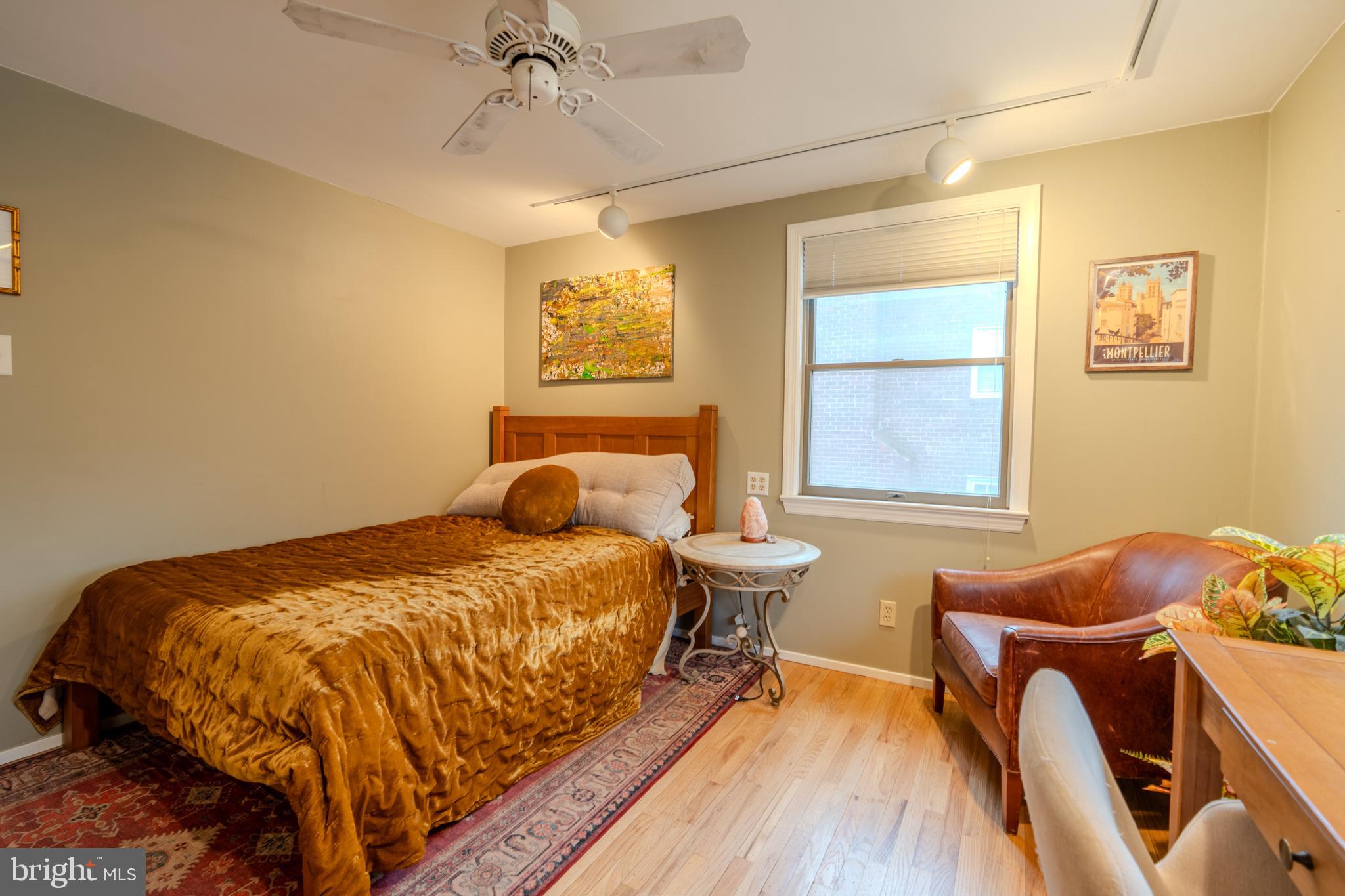 PENN WYNNE - Residential