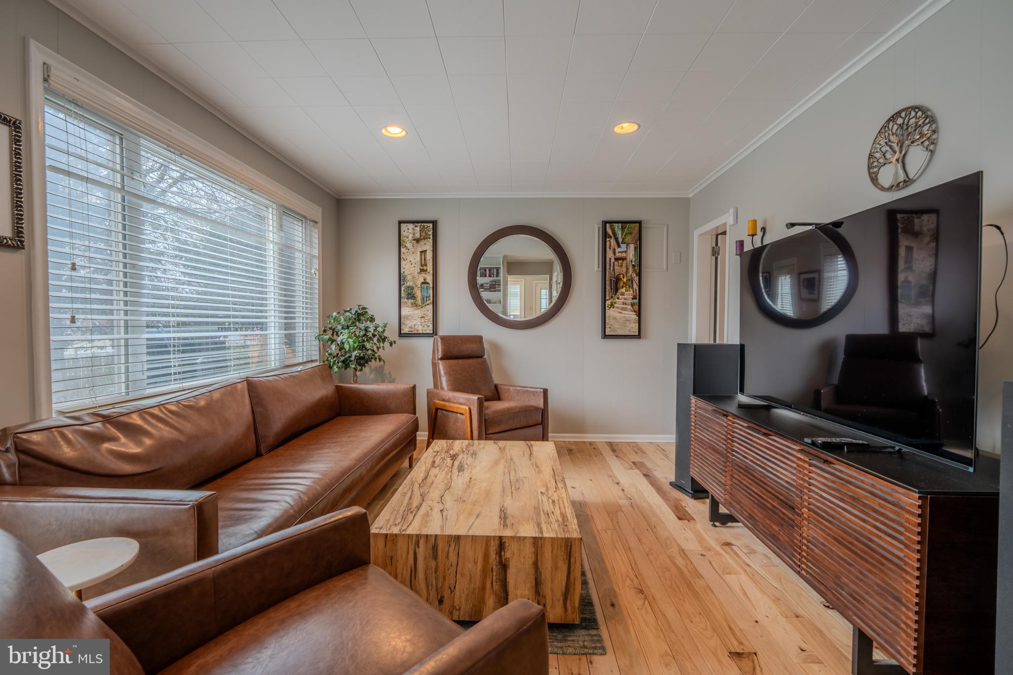 PENN WYNNE - Residential