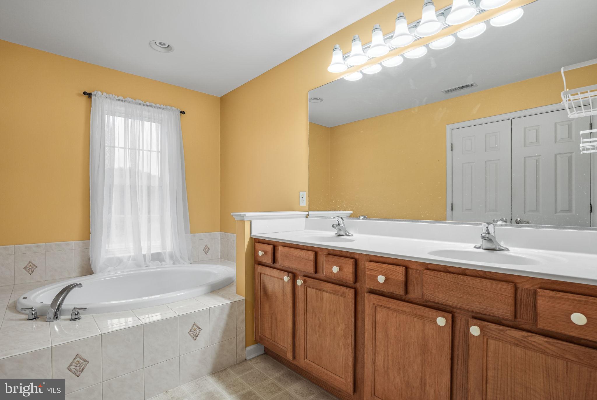 JENKINS ORCHARD - Residential