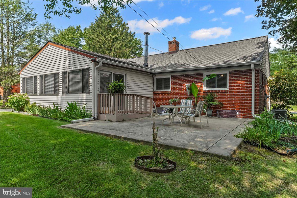 303 HARVARD AVENUE